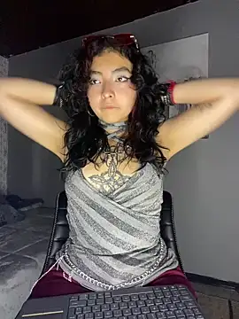  Gothiccbitch  online show from March 7, 2025, 3:19 am