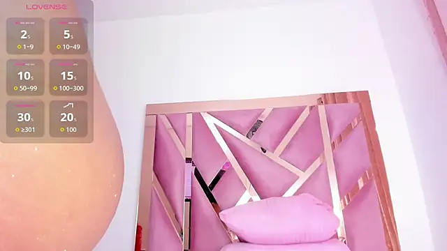 CherryBlossom23 online show from April 8, 2026, 1:29 am