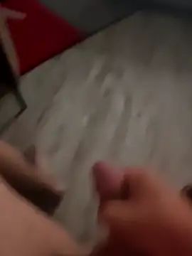 Szeltolo001 online show from October 17, 2025, 1:20 am