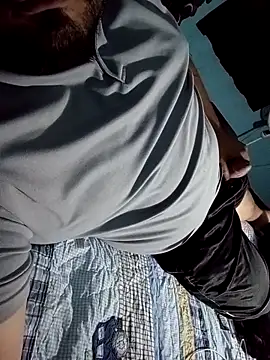 Snapshot of GILBERTHOR92 chatting on January 7, 2026, 4:39 am GILBERTHOR92 online show from January 7, 2026, 4:39 am