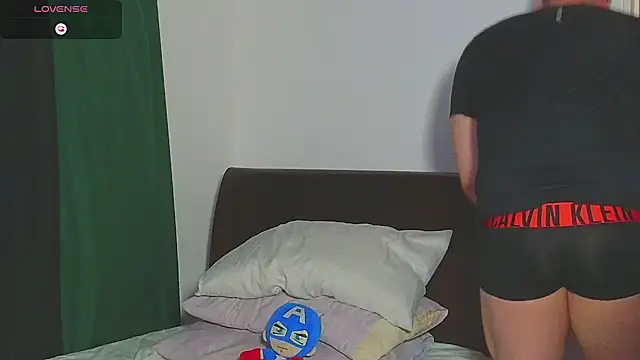 Snapshot of Regansmiths chatting on December 21, 2025, 10:17 am Regansmiths online show from December 21, 2025, 10:17 am