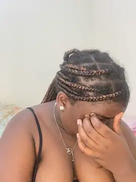 Snapshot of sweet18creamybigpussy chatting on November 13, 2025, 11:25 am sweet18creamybigpussy online show from November 13, 2025, 11:25 am