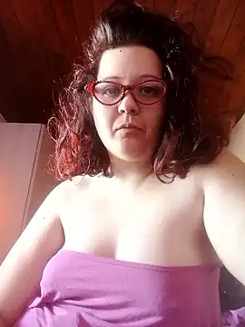 icecream1609 online show from January 14, 2026, 10:52 am