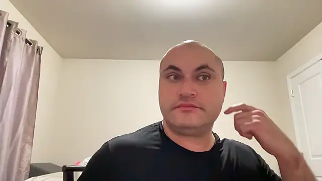 Snapshot of SluggishChase99 chatting on February 23, 2026, 11:33 am SluggishChase99 online show from February 23, 2026, 11:33 am