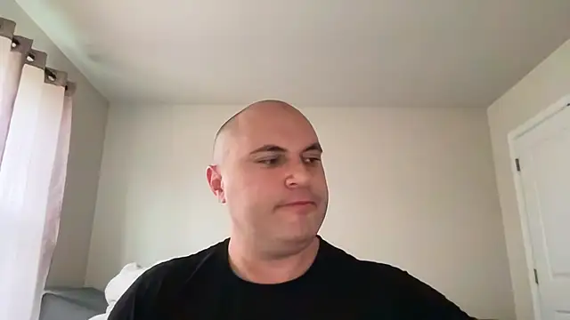 Snapshot of SluggishChase99 chatting on February 21, 2026, 9:50 pm SluggishChase99 online show from February 21, 2026, 9:50 pm