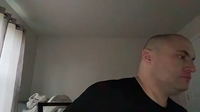 Snapshot of SluggishChase99 chatting on February 22, 2026, 12:18 pm SluggishChase99 online show from February 22, 2026, 12:18 pm