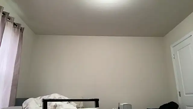 Snapshot of SluggishChase99 chatting on March 3, 2026, 7:32 pm SluggishChase99 online show from March 3, 2026, 7:32 pm