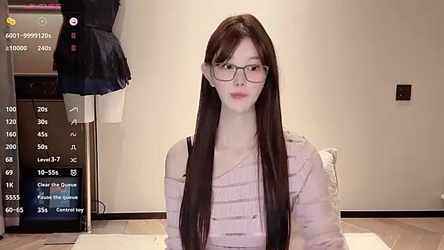 omaiiil online show from November 14, 2025, 1:59 pm