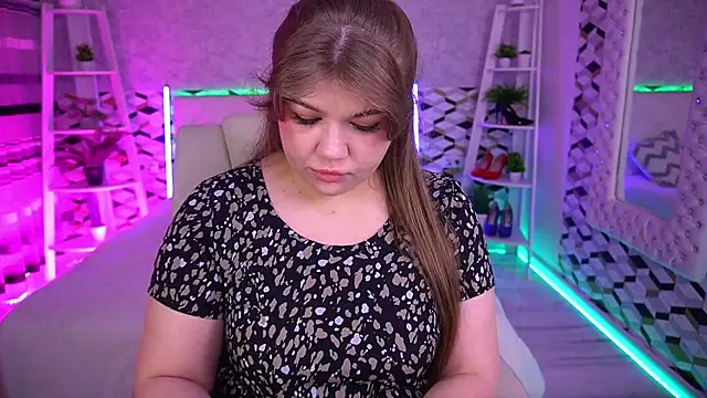Snapshot of GabbieJay chatting on June 6, 2026, 12:43 pm GabbieJay online show from June 6, 2026, 12:43 pm