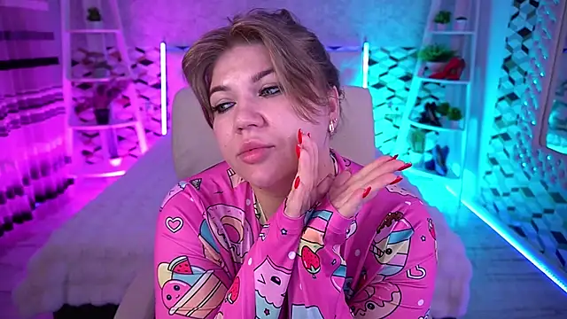 Snapshot of GabbieJay chatting on May 15, 2026, 1:20 pm GabbieJay online show from May 15, 2026, 1:20 pm