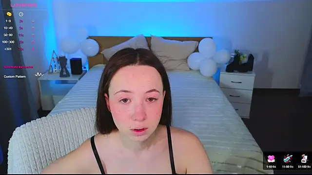 Hayle Hill online show from March 4, 2025, 2:06 am