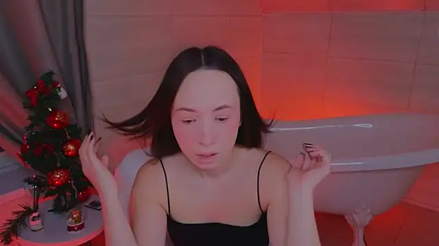 Hayle Hill online show from December 20, 2025, 2:03 am