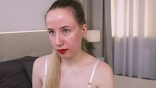 Cassie Kelman online show from October 5, 2025, 9:05 pm