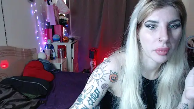 BLACKPeonyy online show from October 18, 2025, 7:32 am