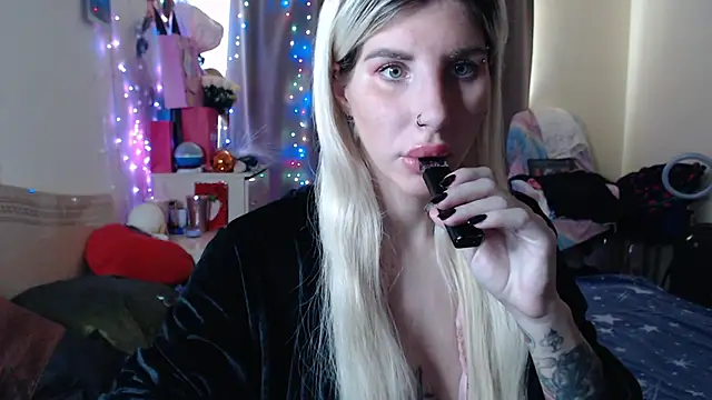 BLACKPeonyy online show from September 13, 2025, 5:51 am