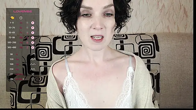 TinaWince online show from March 13, 2025, 9:32 am