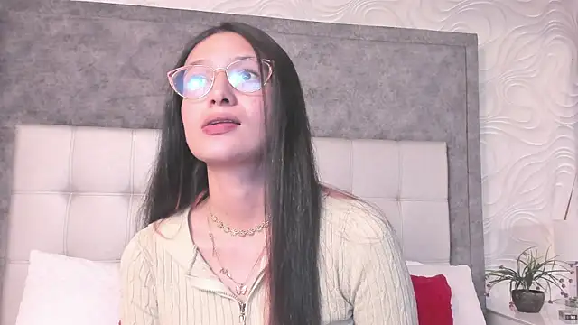 Snapshot of dafne_bss chatting on June 11, 2026, 11:02 pm dafne bss online show from June 11, 2026, 11:02 pm