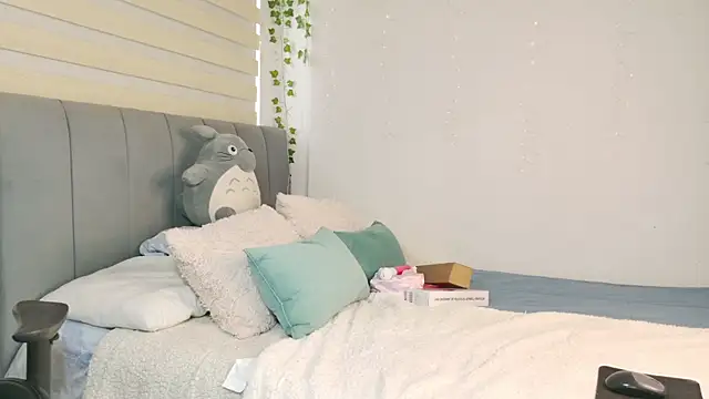  thaeltaylor online show from October 10, 2025, 4:08 pm