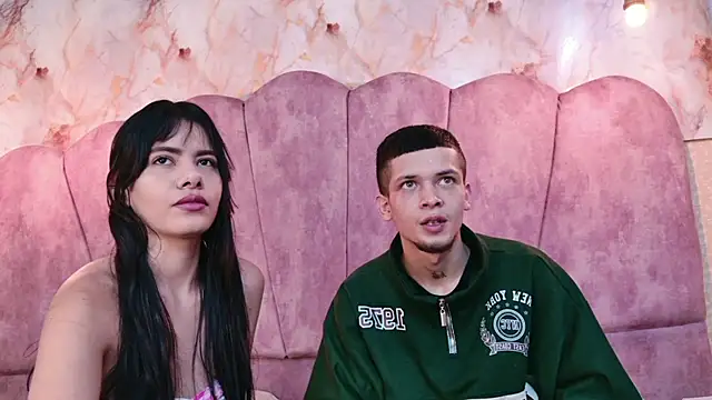 Snapshot of kendalltaylorr chatting on November 27, 2025, 12:38 pm kendalltaylorr online show from November 27, 2025, 12:38 pm