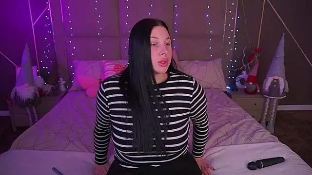 Snapshot of ArianaDarkk chatting on January 14, 2026, 8:56 pm ArianaDarkk online show from January 14, 2026, 8:56 pm