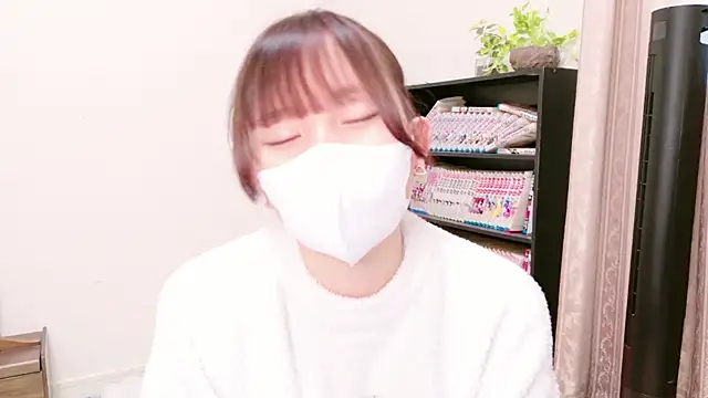 senachinnn online show from February 10, 2025, 2:19 am