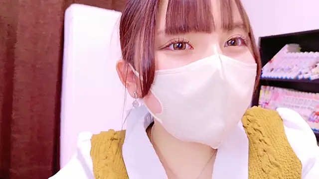 senachinnn online show from February 25, 2025, 12:05 pm