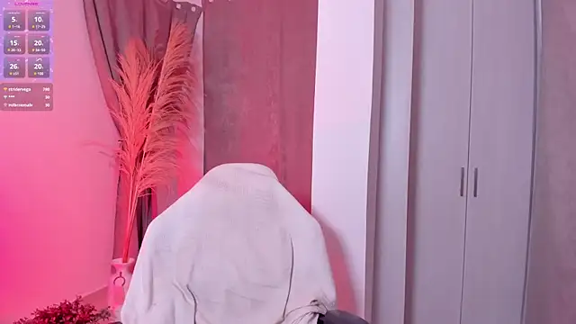 ElissaDominguez online show from November 19, 2025, 2:55 am