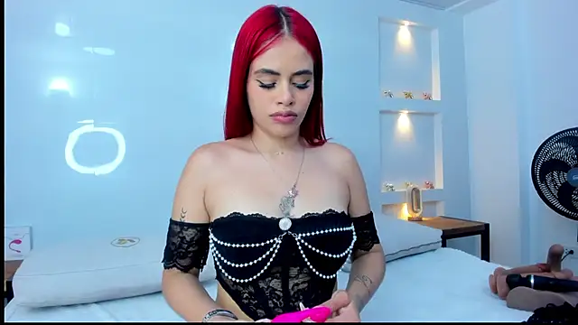 Dalia-Prada online show from October 15, 2025, 3:49 am