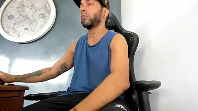 Bryan Bronx online show from September 15, 2025, 1:44 pm