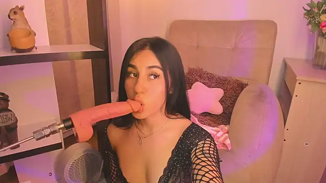 Chanttall  online show from March 4, 2025, 1:12 am