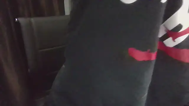 HungStud4You online show from October 15, 2025, 1:15 am