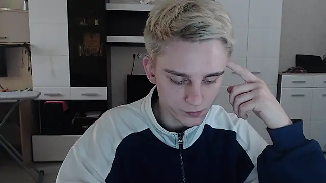 angryzan online show from March 18, 2025, 10:28 am