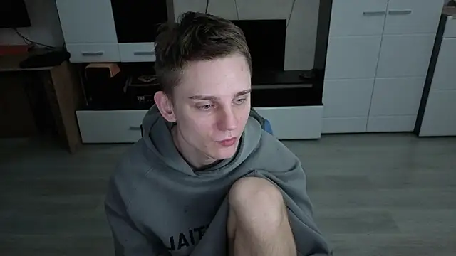 angryzan online show from December 5, 2025, 5:17 am