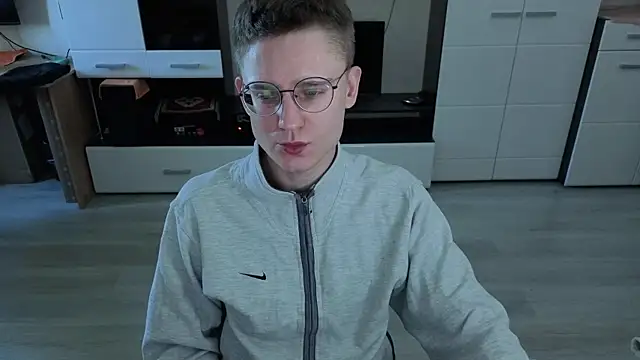 angryzan online show from November 20, 2025, 5:52 am