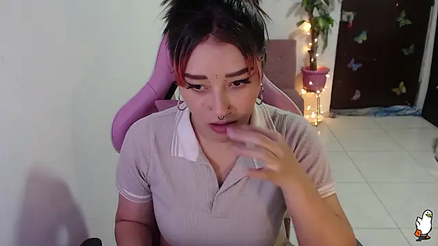 Snapshot of littleangel1_m chatting on September 12, 2025, 9:36 pm littleangel1 m online show from September 12, 2025, 9:36 pm