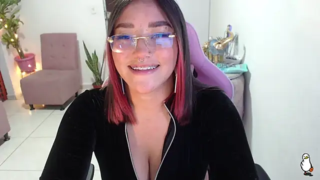 Snapshot of littleangel1_m chatting on February 27, 2025, 9:14 pm littleangel1 m online show from February 27, 2025, 9:14 pm