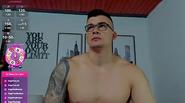 seancarreraa online show from March 19, 2025, 12:26 am