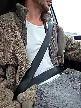 Zeefy online show from November 29, 2025, 9:31 am