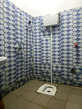 xm lanee online show from October 25, 2025, 9:26 pm