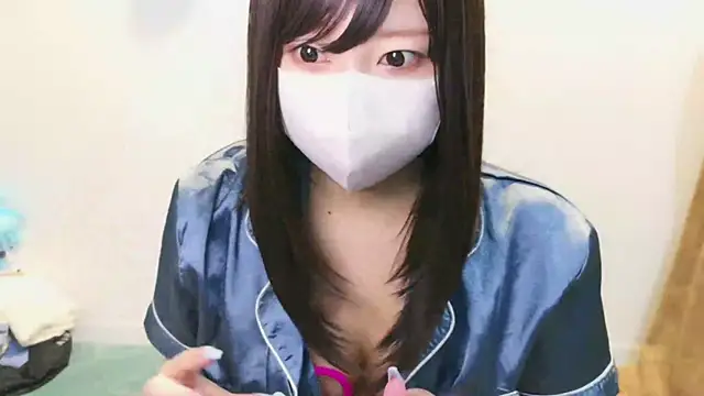 YUTSU KI online show from February 9, 2025, 9:39 pm