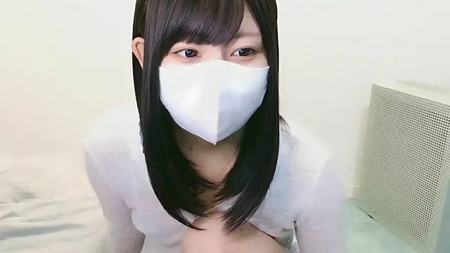 YUTSU KI online show from October 3, 2025, 10:00 pm