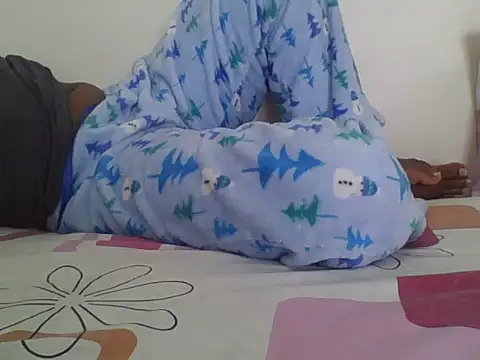 Snapshot of prettynina chatting on May 18, 2026, 9:14 am prettynina online show from May 18, 2026, 9:14 am