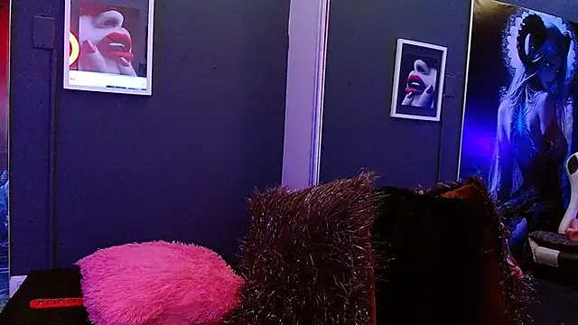 sophy rock online show from March 18, 2025, 5:23 pm