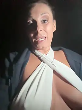 therealbeverlycious online show from February 13, 2026, 10:10 pm