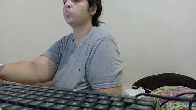 Snapshot of ladydeathz chatting on November 27, 2025, 8:20 pm ladydeathz online show from November 27, 2025, 8:20 pm