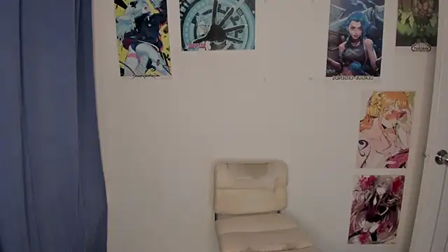 gennesisxx online show from March 12, 2025, 2:41 am