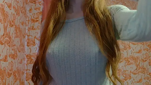 strawberrysmoothie online show from February 14, 2026, 6:41 pm