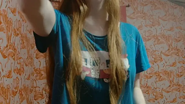 strawberrysmoothie online show from April 9, 2026, 2:35 am