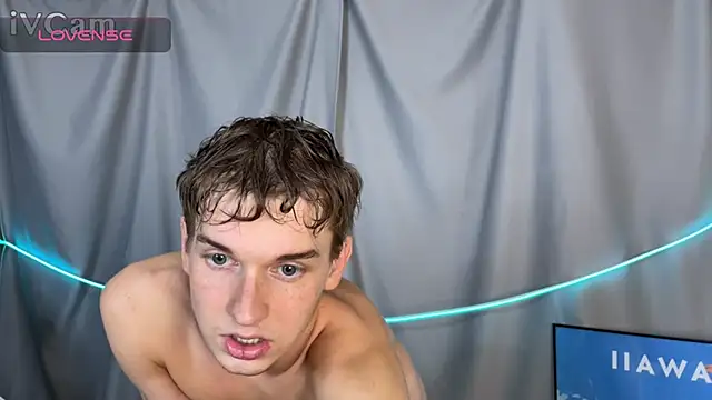 4ever dude online show from November 14, 2025, 12:42 pm