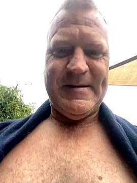 sexycouple109 online show from October 18, 2025, 3:52 am